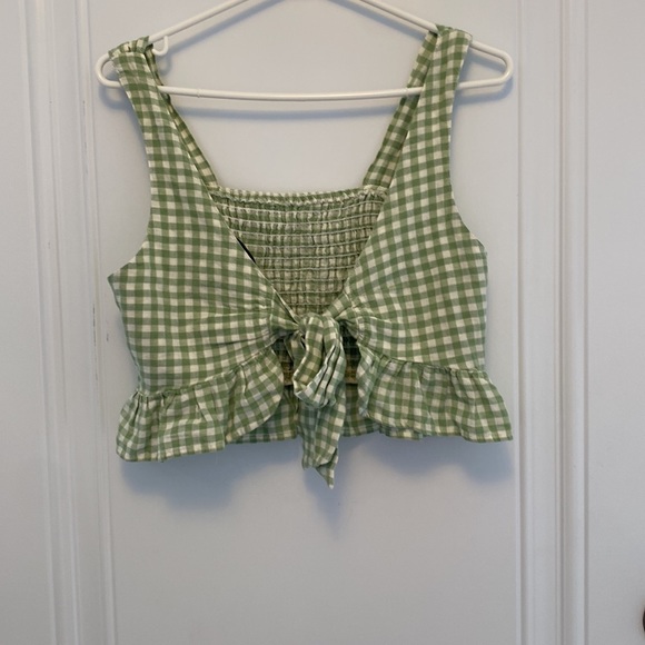 American Eagle checkered crop top - Picture 2 of 3